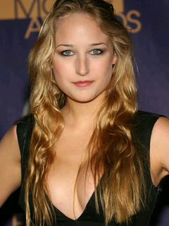 Leelee Sobieski